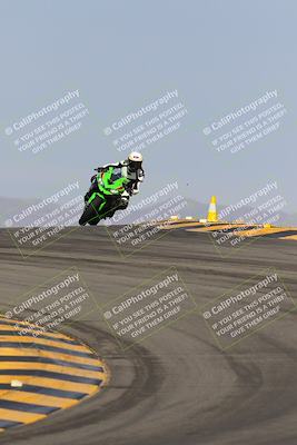 media/Sep-30-2023-SoCal Trackdays (Sat) [[636657bffb]]/Turns 9 and 10 (1010am)/